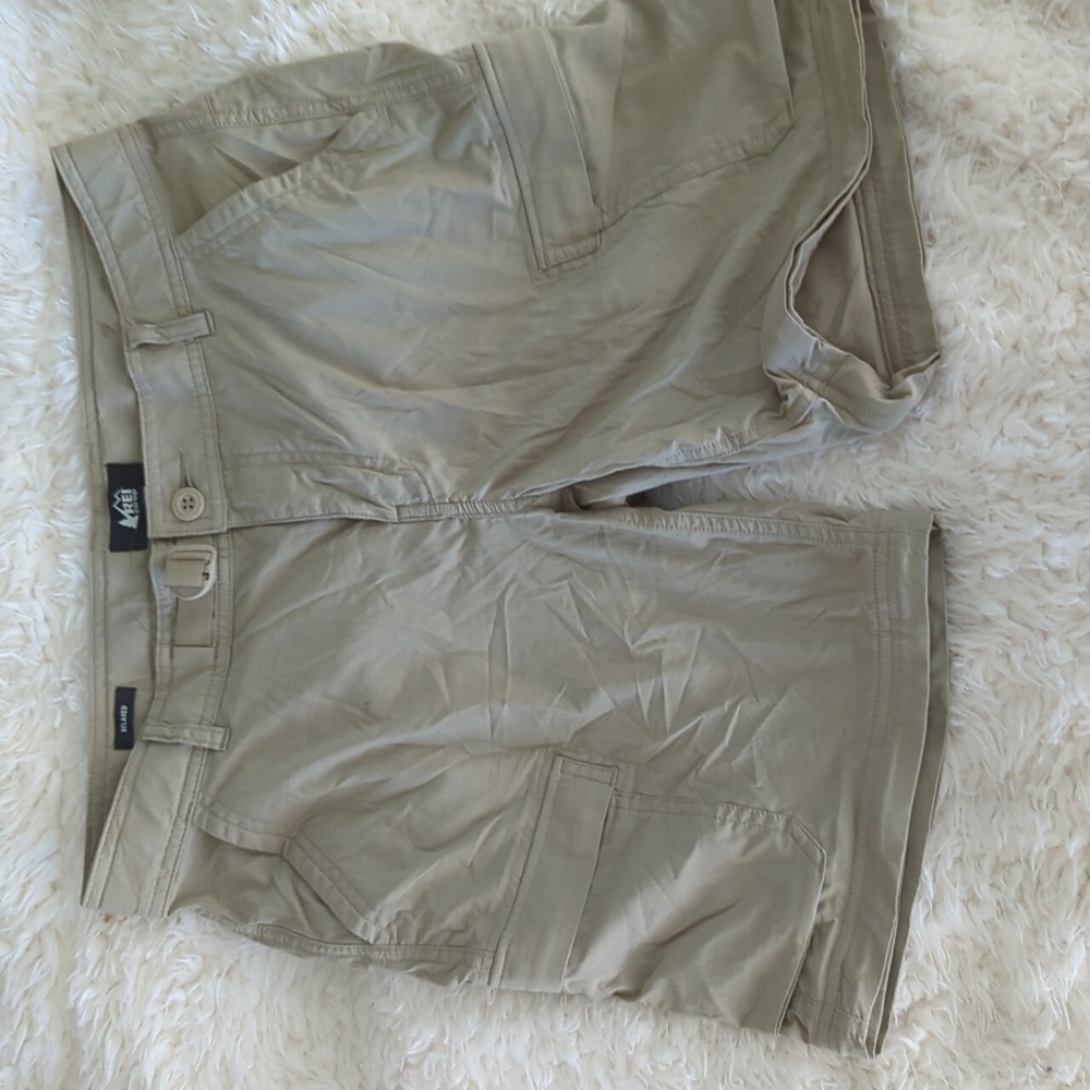 Convertible Women's Hiking Pants / Shorts